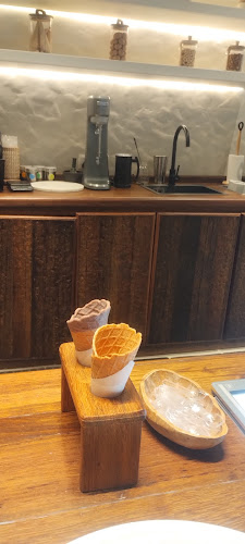 سكلي آرتيزان آيسكريم - الضيافة