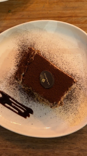 Comentarii opinii despre لاروستيكا بيتزارايا