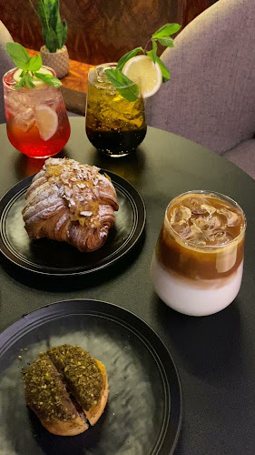 طريق مكة المكرمة، العليا، الرياض 12221