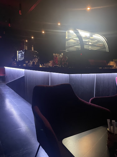 F34W+9Q9، الشارع الثامن عشر، السلام، الدمام 32416