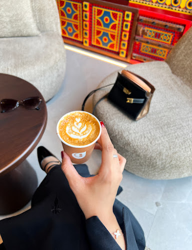 Qaf Coffee Roasters - محمصة ومقهى قاف - الضيافة