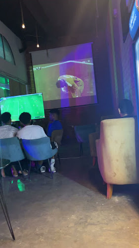 Opinii despre مقهى ومحمصة خطوط القهوة în جدة - الضيافة