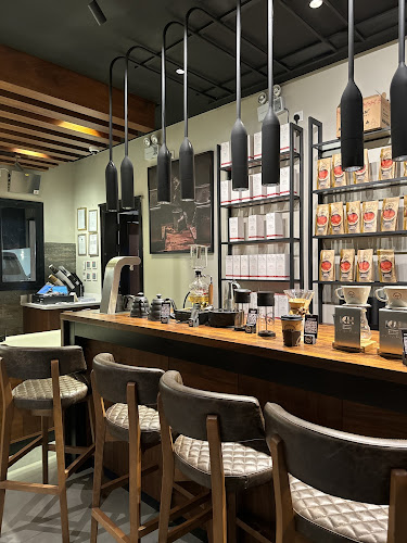 Opinii despre Kiva Han Coffee - كيفاهان كافيه în الدمام - الضيافة