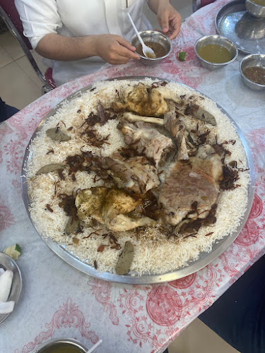 Comentarii opinii despre مطاعم حنيذ الجنوب - المنار