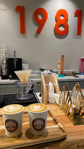 Comentarii opinii despre محمصة و مقهى ١٩٨١