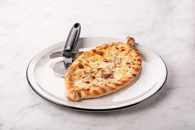 بيتزا اكسبريس ليمتيد - الضيافة