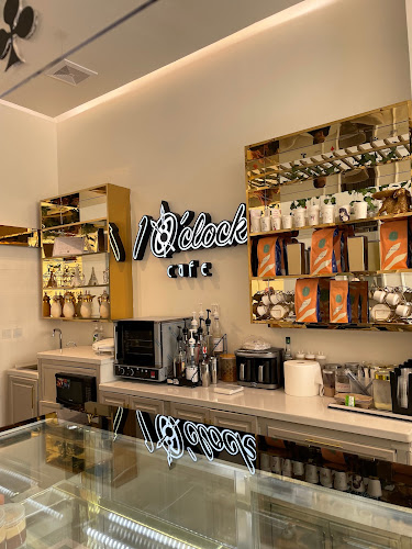 مقهى الساعة العاشرة-قهوة مختصة - المدينة المنورة