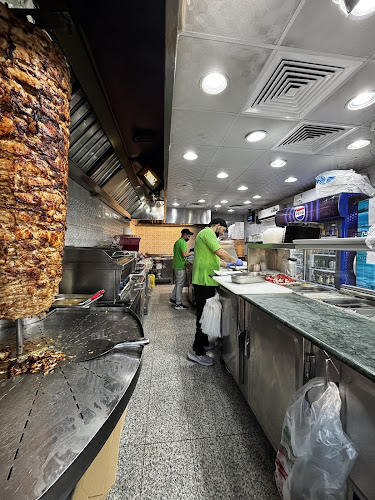 7020-7038 بجانب المطاعم البحرية ، مقابل مطبخ المعازيم ، الإسكان، الاسكان، المدينة المنورة 42317