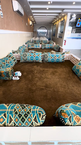 Opinii despre مطعم اكبس بالخمس للأكلات البحريه în الدمام - الضيافة