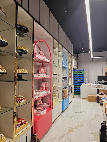 SHEERALATEEN شيرا ولتين