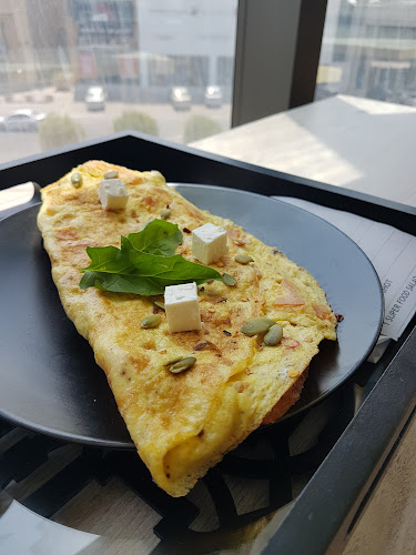 Greens Restaurant - الضيافة