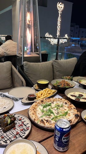 تارجيت مطعم و كافيه - الخرج