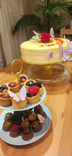 Neamah Bakery and Sweets - مخابز وحلويات نعمة - الضيافة