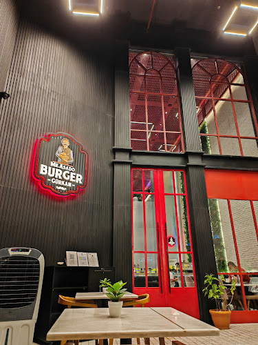 Opinii despre مستر اسادو برغر în الرياض - الضيافة