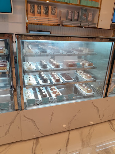 حلويات وكافيه سعد الدين Saadeddin Pastry - الضيافة