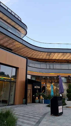 شارع الأمير عبدالعزيز بن مساعد بن جلوي، شارع الأمير محمد بن عبدالعزيز، الرياض 11564