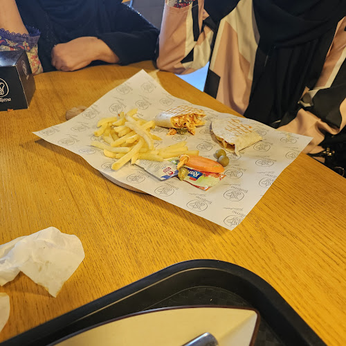 Comentarii opinii despre TEA TIME RAKAH (وقت الشاي)