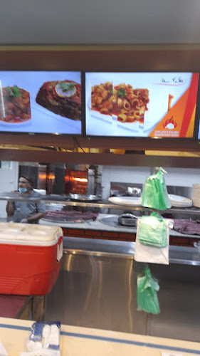 مطعم شواية ع الماشي البخاري - الضيافة