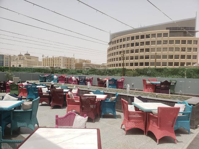 شكسبير آند كو. - الضيافة