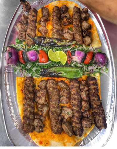 مطعم وكافتريا الشباب 2