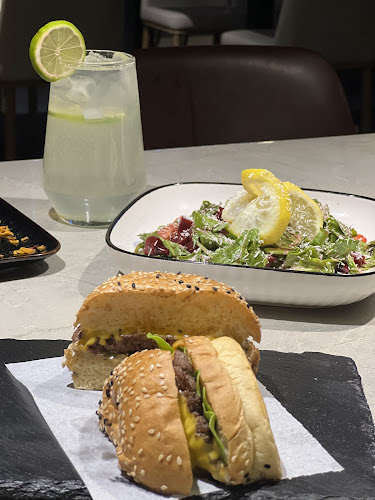 Opinii despre ان ات برجر în الرياض - الضيافة