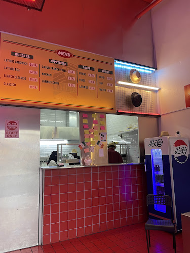 Comentarii opinii despre LATINUS BURGER.