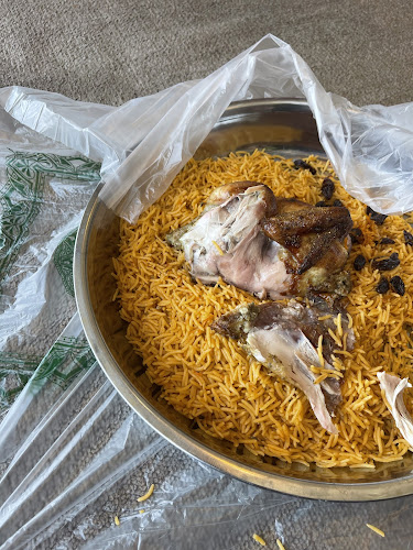 Opinii despre مطعم المرجان الأخضر البخاري în الدمام - الضيافة