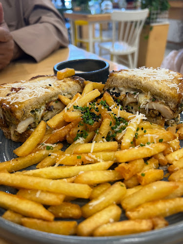 Abdul Maqsud Khojah, AR Rawdah, skywalk, جدة 23435