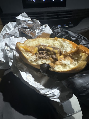 Opinii despre UFO Burger | يوفو برجر în جدة - الضيافة