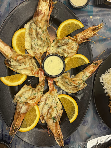 مطعم بحري للأسماك - الضيافة