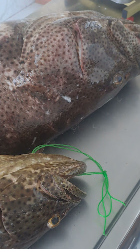 Opinii despre مطعم نواجل البحار للمأكولات البحرية nazill fish restaurant în مستورة - الضيافة