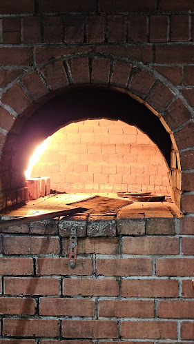 التنور للبيتزا و الفطائر الشامية