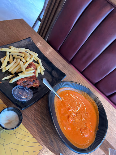 كراون تكا - الرياض