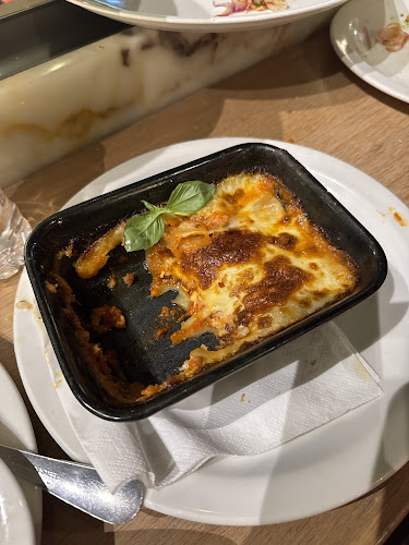 فابيانو رد سي مول - جدة