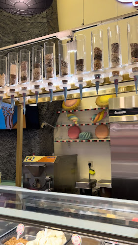 7CHV+MXC تيرا مول، شارع الخمسين، حي الجال، الطائف 26523