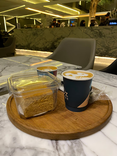 ايت اوز كوفي | 8oz Coffee - الضيافة