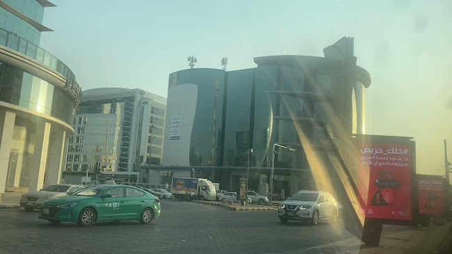 8162 طريق الملك فهد الفرعي، العليا، الرياض 12313 3701،