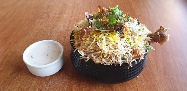 مطعم زيتون الشرق