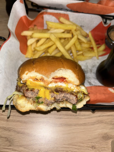 Opinii despre يور برجر în المدينة المنورة - الضيافة