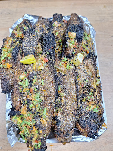 Comentarii opinii despre مطعم الهنا للأسماك N