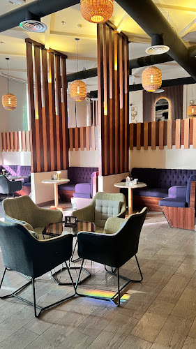 مقهى سكاي - الضيافة