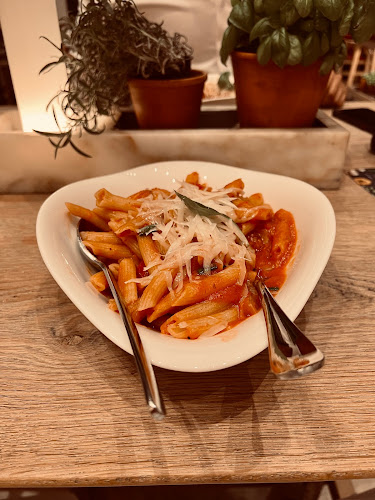 Opinii despre فابيانو رد سي مول în جدة - الضيافة