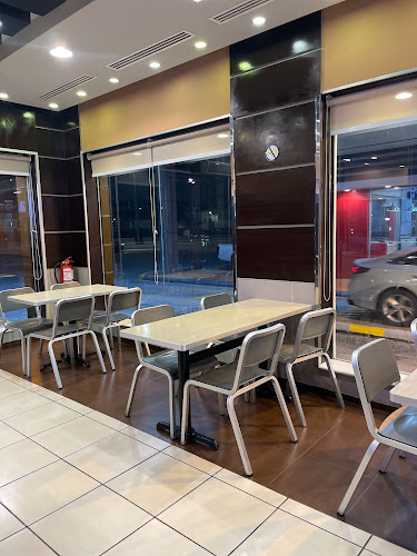 Hardee's - الخبر