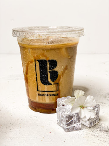 برود لاونج broad Lounge