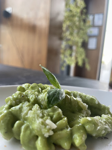 Comentarii opinii despre مطعم بلرم