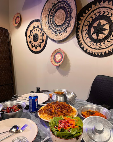 Opinii despre مطعم دروازة البيت للأكلات الشعبية în الدمام - الضيافة