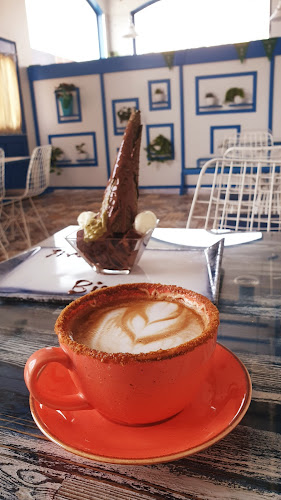 فيرا بيسترو Fira Bistro - الضيافة