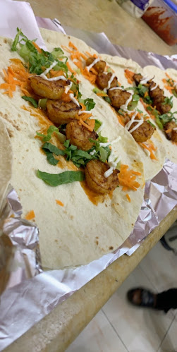 مشويات وشاورما ع الماشي - الضيافة