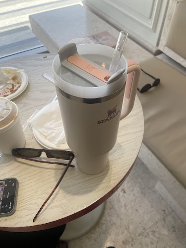 ذا سفت - الضيافة