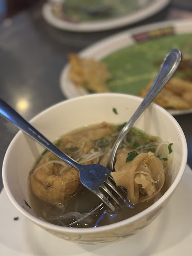 ونغ سولو - الضيافة